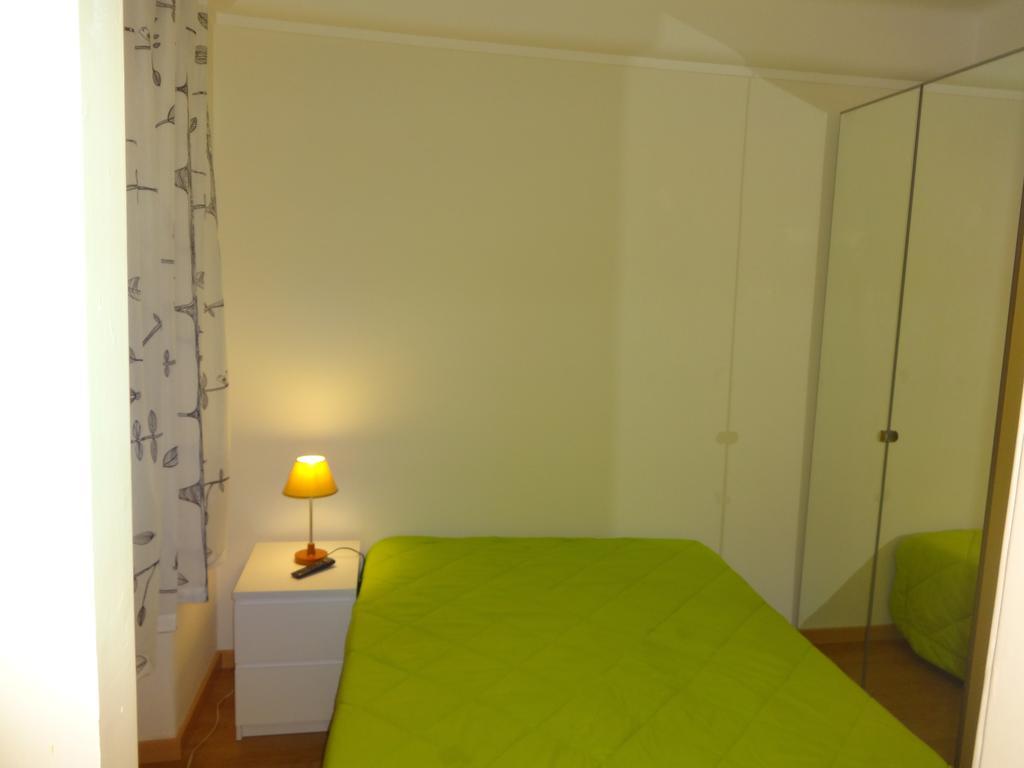Residence Metro-Alameda Lisbon Room photo