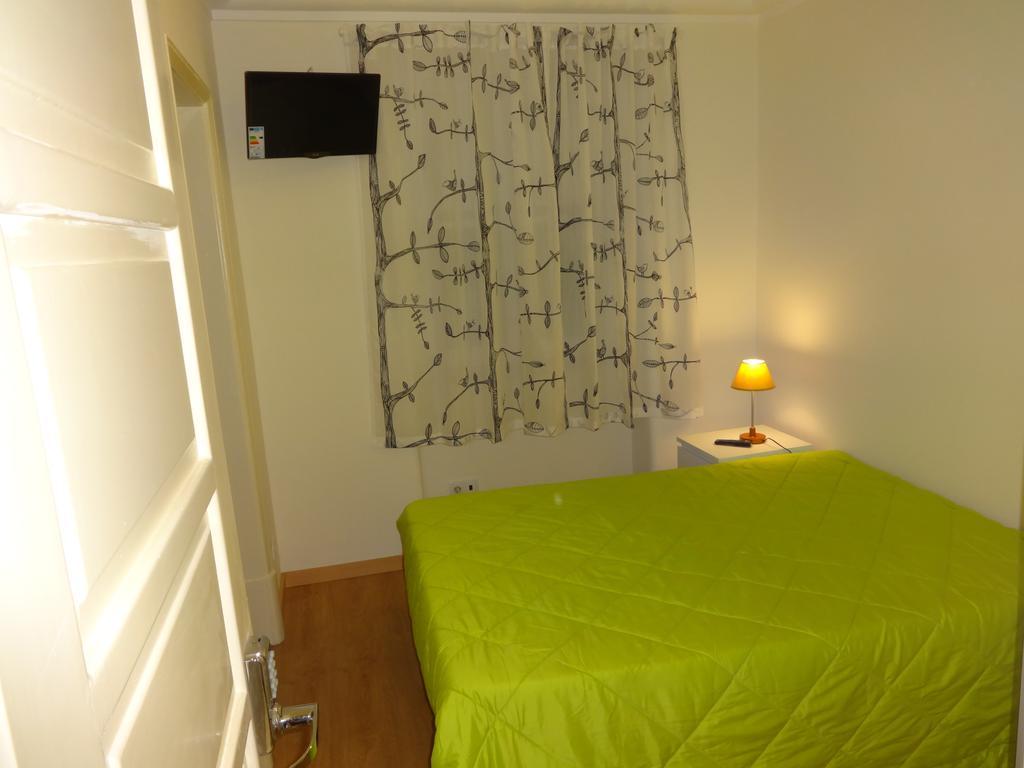 Residence Metro-Alameda Lisbon Room photo